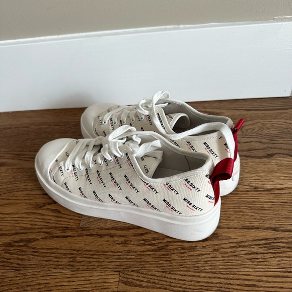 Soulier Miss Sixty comme neuf, grandeur 40 - Picture 3 of 4